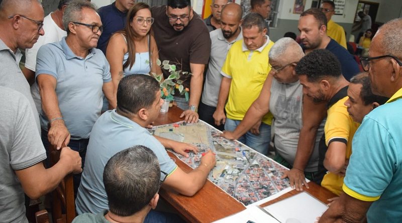 São João 2025: Prefeitura de Senhor do Bonfim discute melhorias para atuação dos taxistas