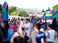 Lembrar que Sou Feliz” leva alegria à Missão do Sahy e conquista crianças e famílias