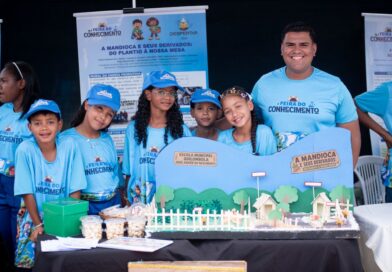 Feira do Conhecimento e Noite Cultural da EPJAI movimentam Praça Nova do Congresso e destacam talento de alunos da rede municipal de Senhor do Bonfim