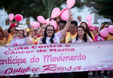 Caminhada pela Vida colore ruas de Senhor do Bonfim e reforça a importância da prevenção ao câncer de mama